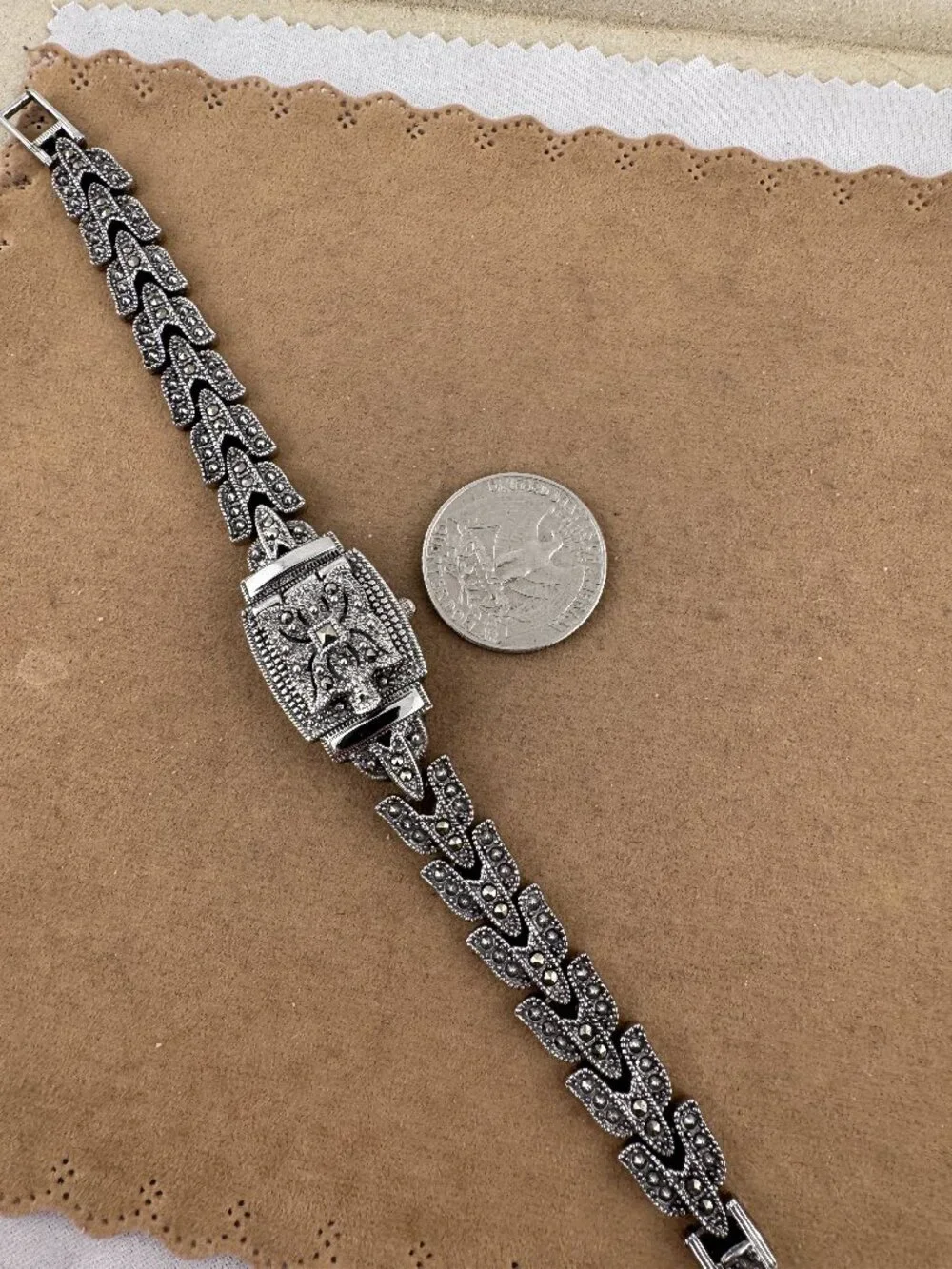 Vintage Lee Sands Flip Top Bracelet Marcasite Quartz Silver Tone Watch.
